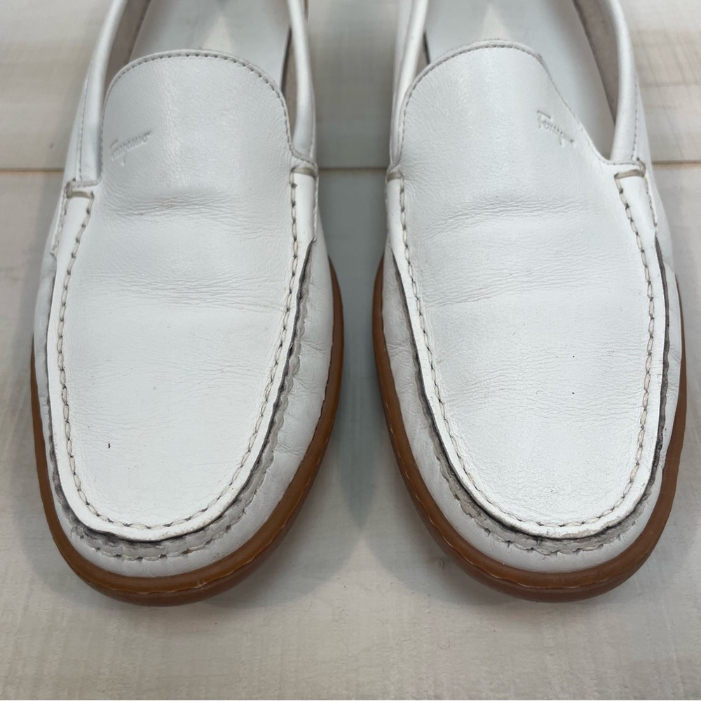 Salvatore Ferragammo White Leather Loafer Style Flats, Sz 7-1/2 N - Picture 4 of 11
